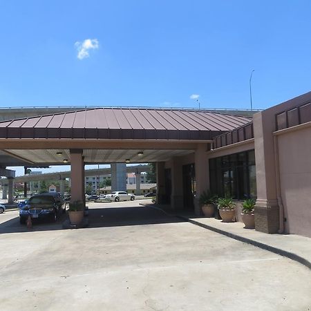 University Inn Austin North Экстерьер фото