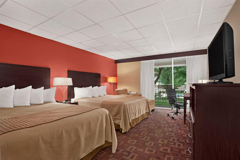 University Inn Austin North Экстерьер фото